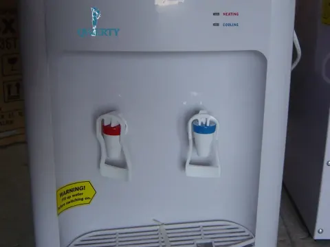 Hot & cold water dispenser